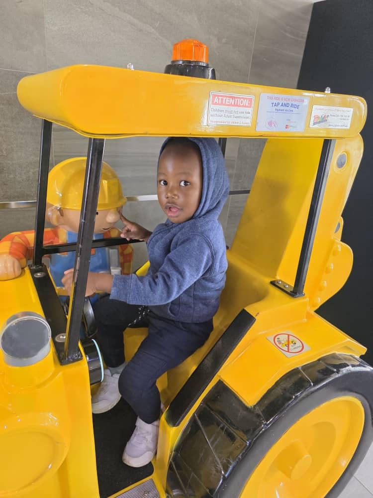 Tedd Michael Makoni